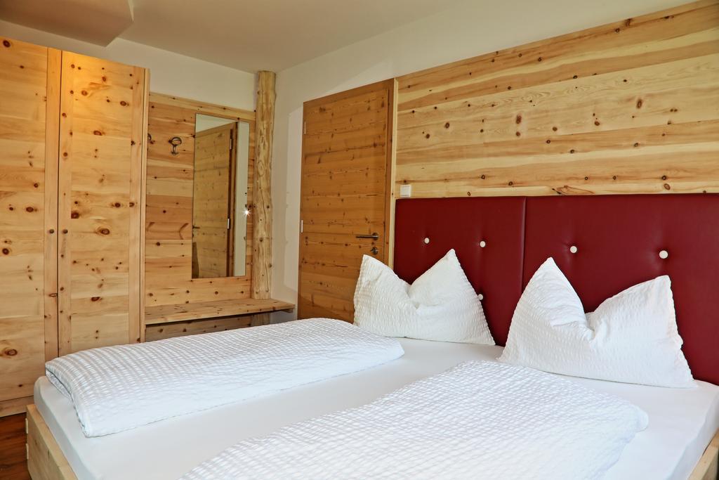 Hotel Olympia Sarentino Quarto foto